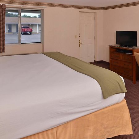 Americas Best Value Inn & Suites Wolcott 外观 照片